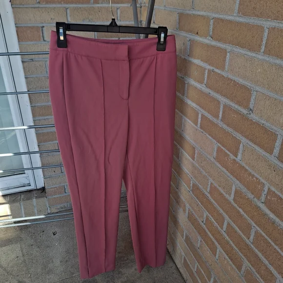 NWOT! Size: 2 Veronica Beard Lago Dress Cropped Pants in Mauve